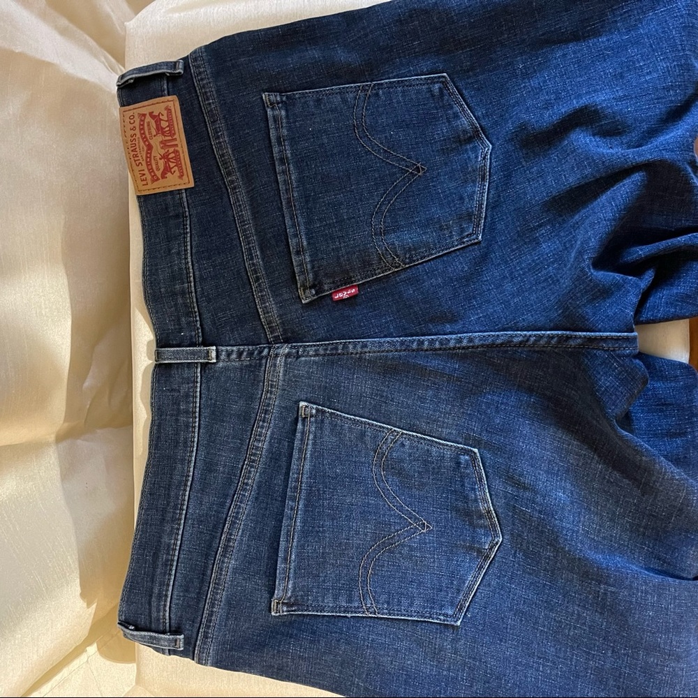 Levi’s denim classic capris size 12